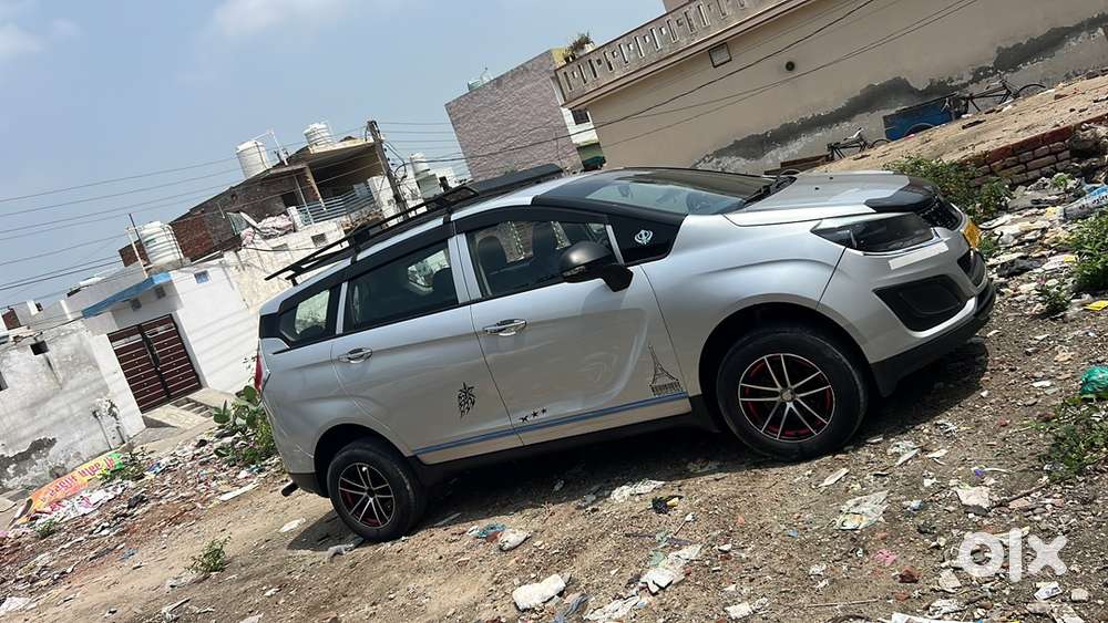 Mahindra Marazzo Diesel 2019