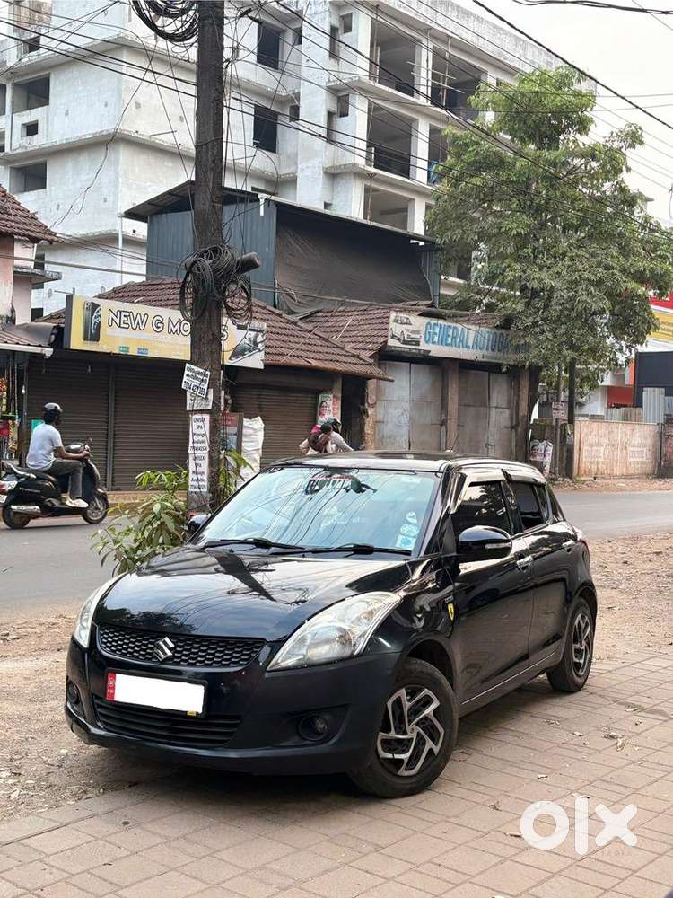 Maruti Suzuki Swift 2012 Diesel 90555 Km Driven