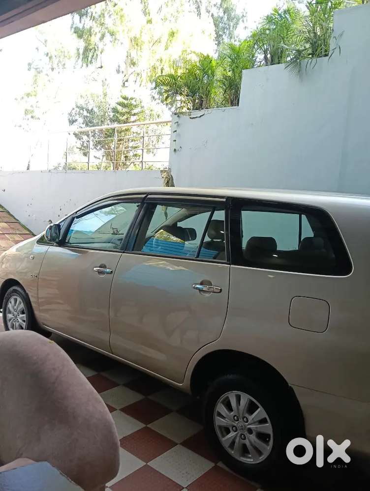 Toyota Innova Diesel 2010 With 1st Ownership