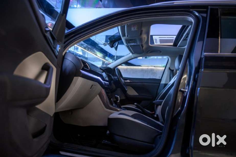 Volkswagen Taigun 1.0 Tsi Topline At, 2022, Petrol