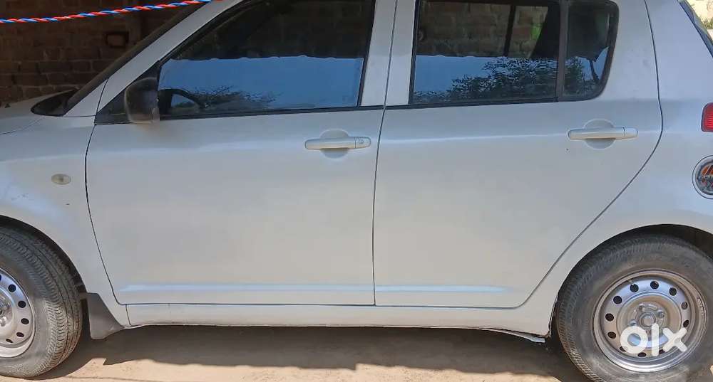 Maruti Suzuki Dzire 2011 Petrol 140000 Km Driven