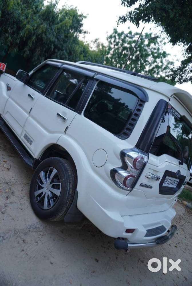 Mahindra Scorpio S6, 2016, Diesel