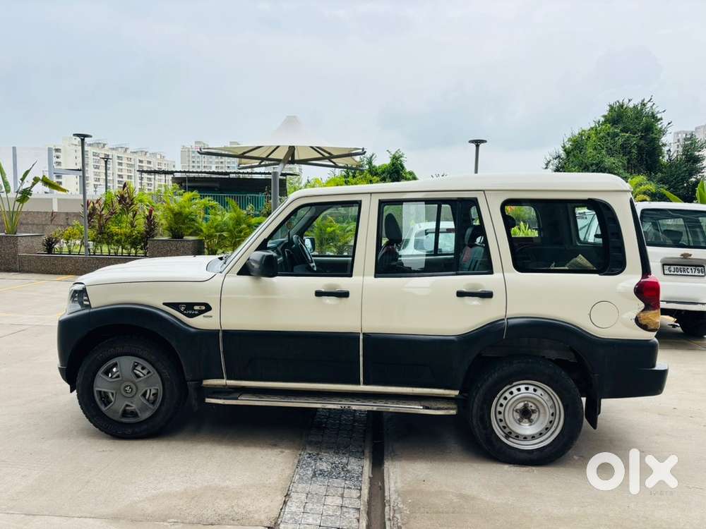 Mahindra Scorpio 2022 Diesel Well Maintained