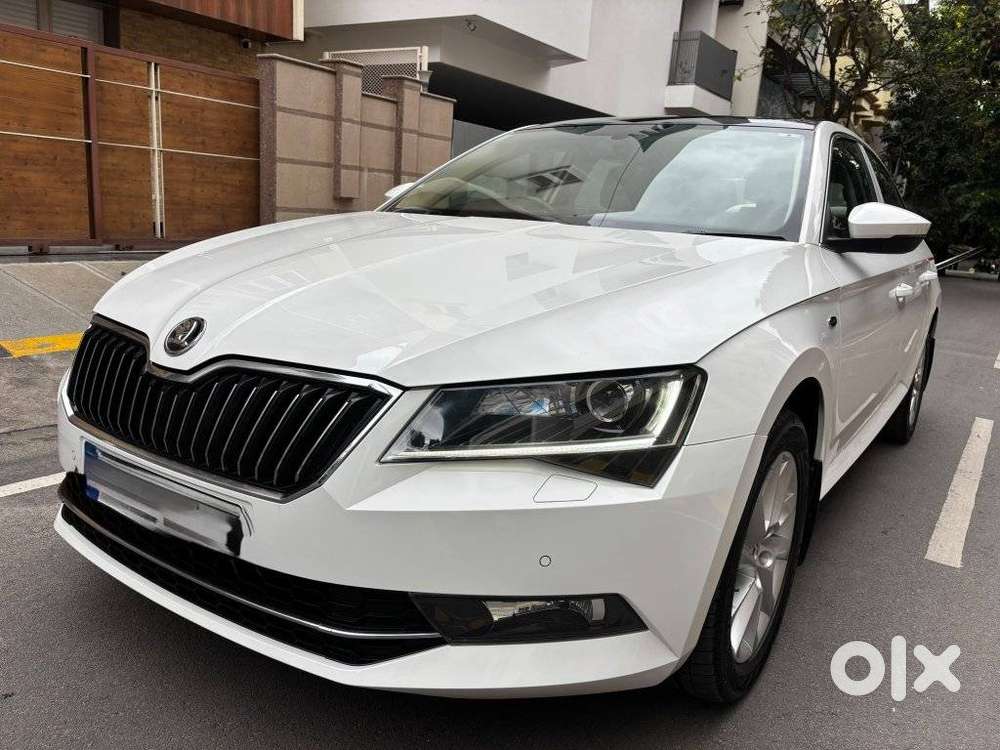 Skoda Superb Lk 1.8 Tsi At, 2017, Petrol
