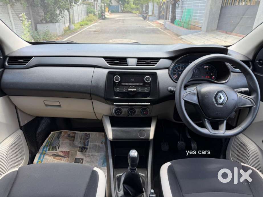 Renault Triber Rxl, 2023, Petrol
