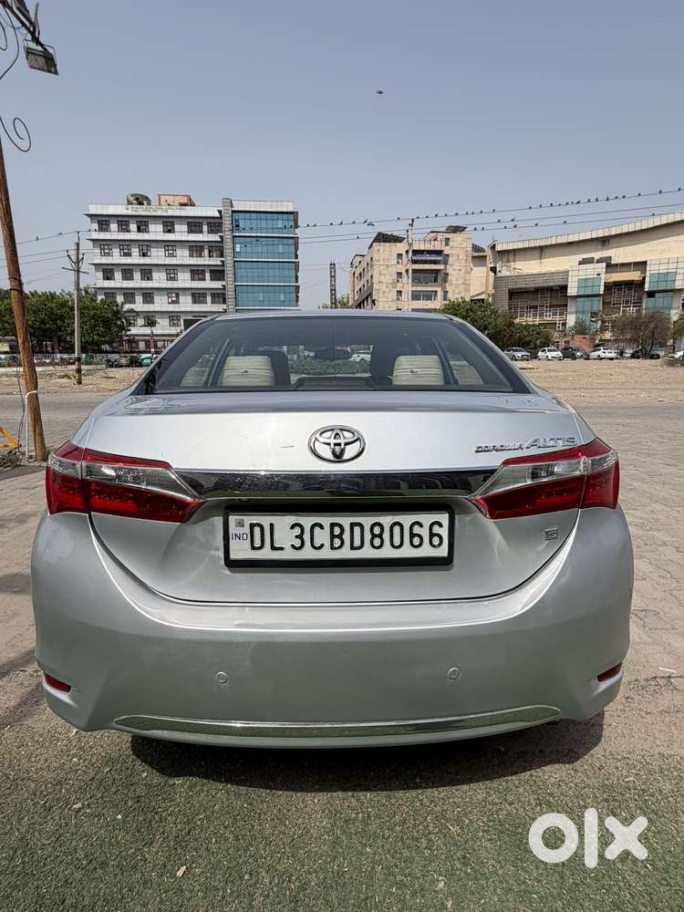 Toyota Corolla Altis, 2014, Petrol
