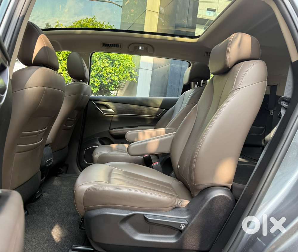 Byd Emax 7 Superior 6 Str, 2024, Electric