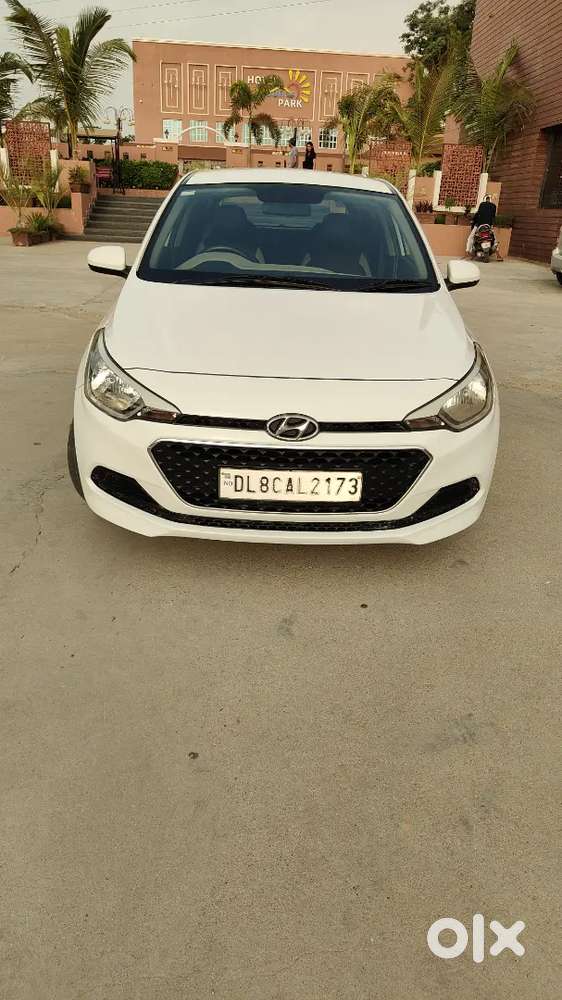 Hyundai New I20 2015 Petrol 35000 Km