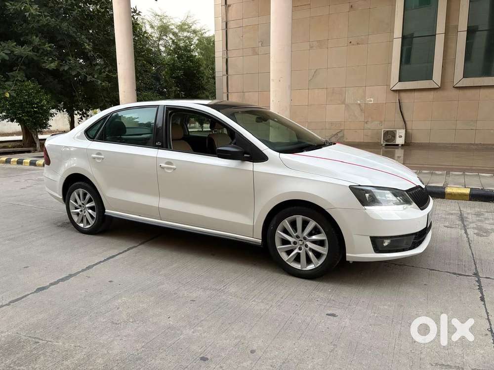 Skoda Rapid 1.6 Ambition Plus Tdi At, 2020, Petrol