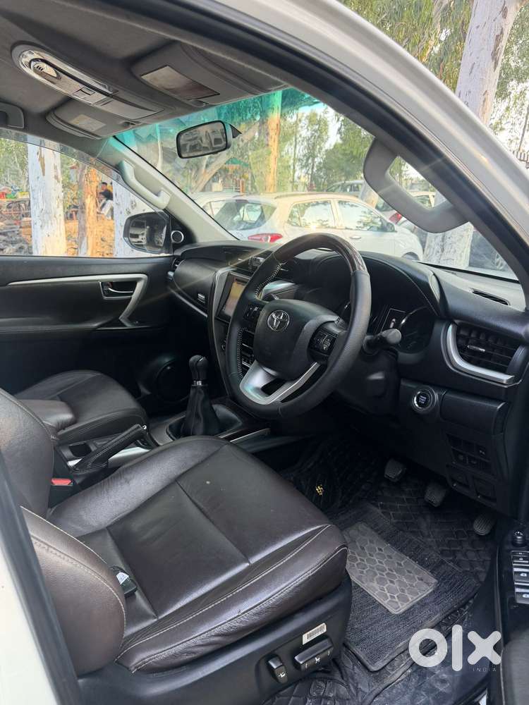 Toyota Fortuner 3.0 4x4 Manual, 2018, Diesel