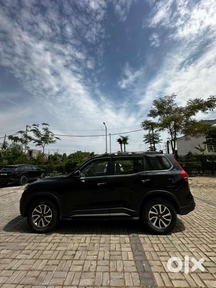 Mahindra Scorpio-n Z8 T 4x4 2026 Register