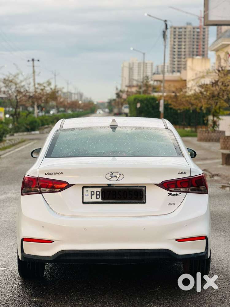 Hyundai Verna Fluidic 1.6 Sx Crdi Opt At, 2019, Diesel