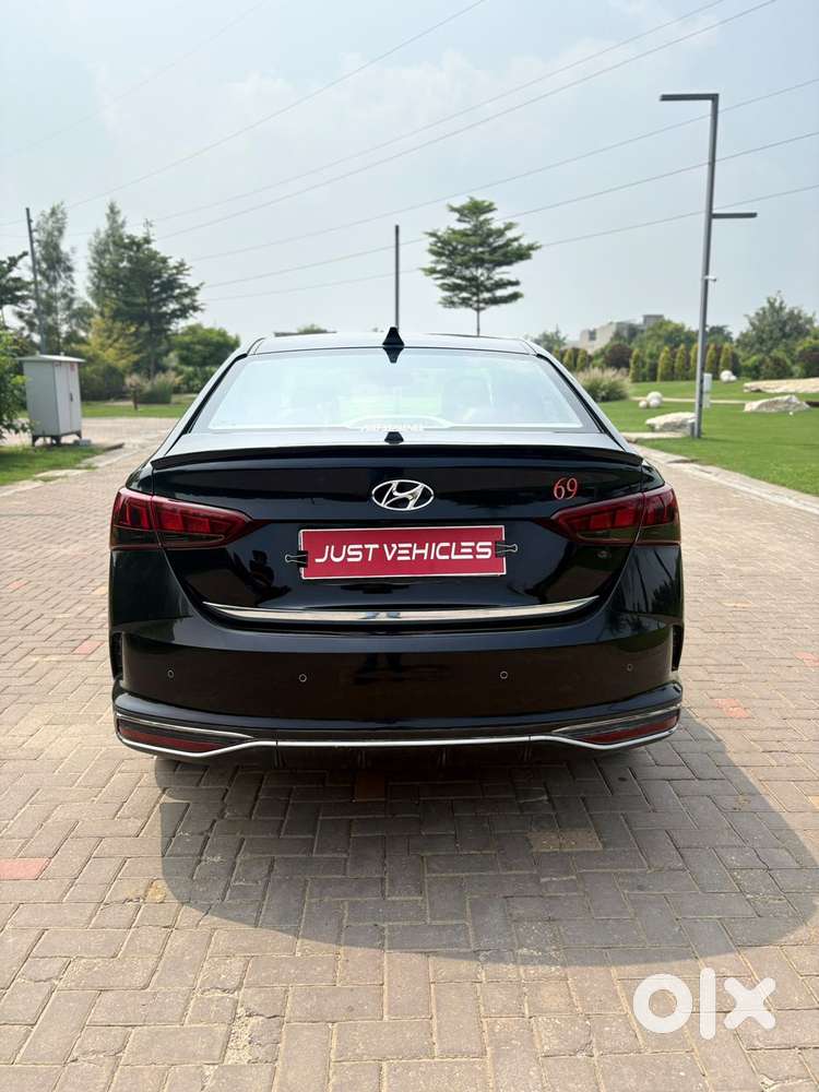 Hyundai Verna 1.5 Sx Petrol Mt, 2020, Petrol