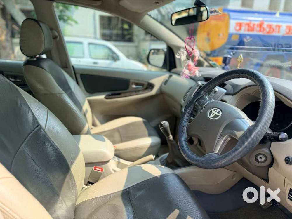 Toyota Innova 2.5 Z Diesel 7 Seater, 2013, Diesel