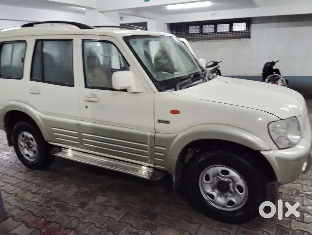Mahindra Scorpio Classic 2006 Diesel 163000 Km Driven