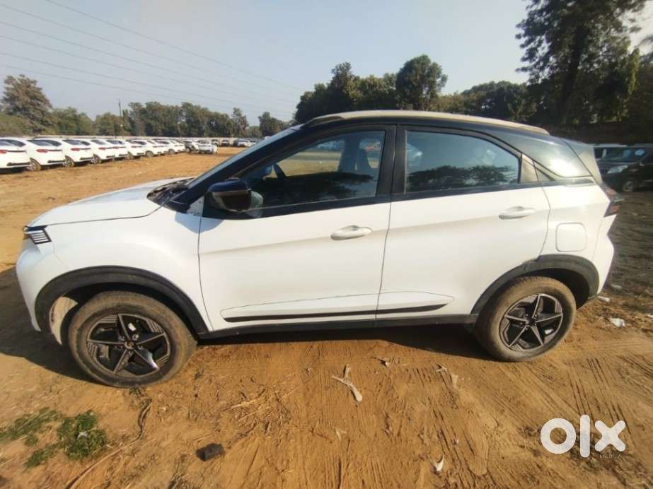 Tata Nexon Fearless Plus S 1.2 Revotron Petrol 7 Dca Dt, 2024, Petro..
