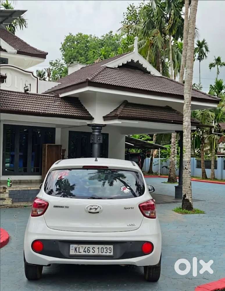Hyundai Grand I10 2018 Diesel 49865 Km Driven