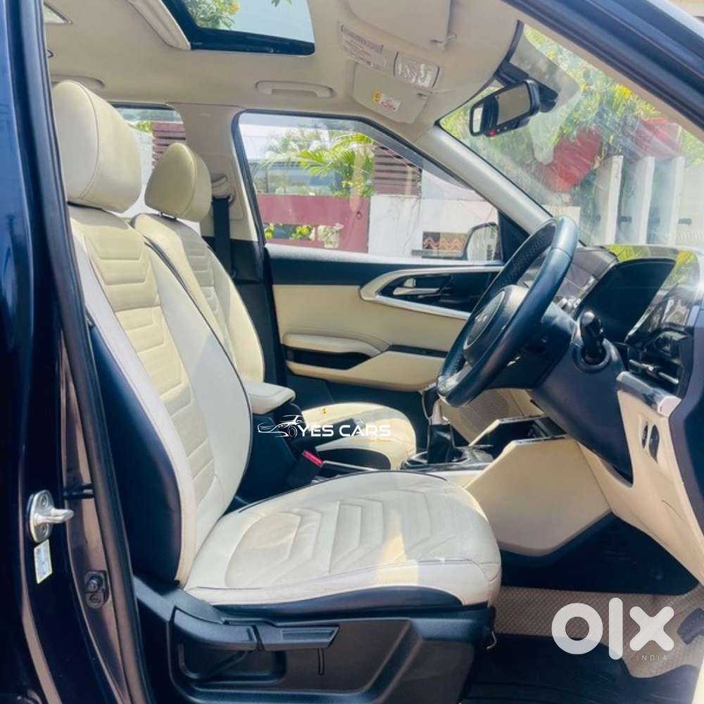 Kia Carens 1.4 Luxury Plus 6 Str, 2023, Petrol