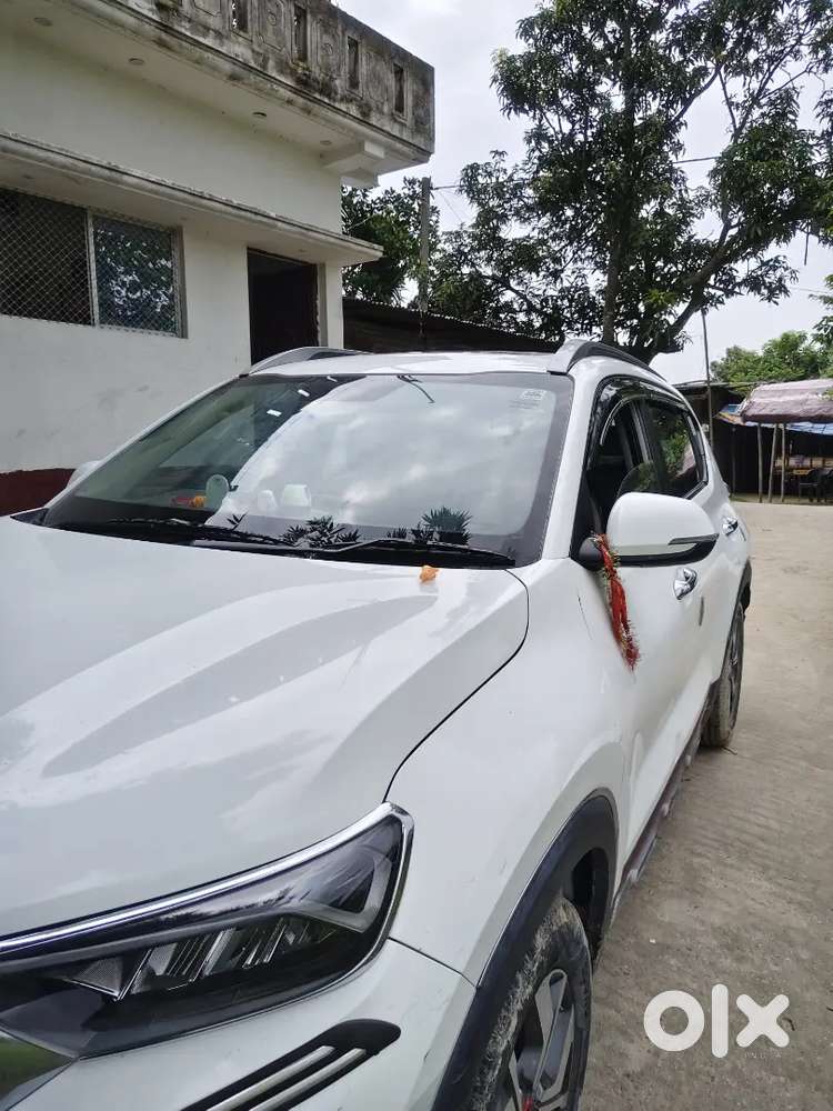 Kia Sonet Anniversary 2022 Petrol 34500 Km