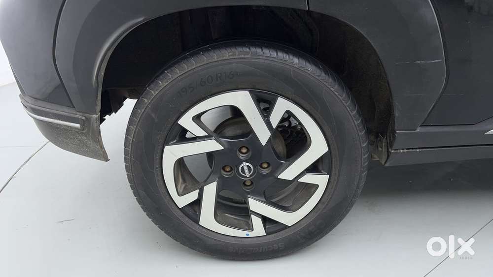 Nissan Magnite Xv Turbo, 2021, Petrol