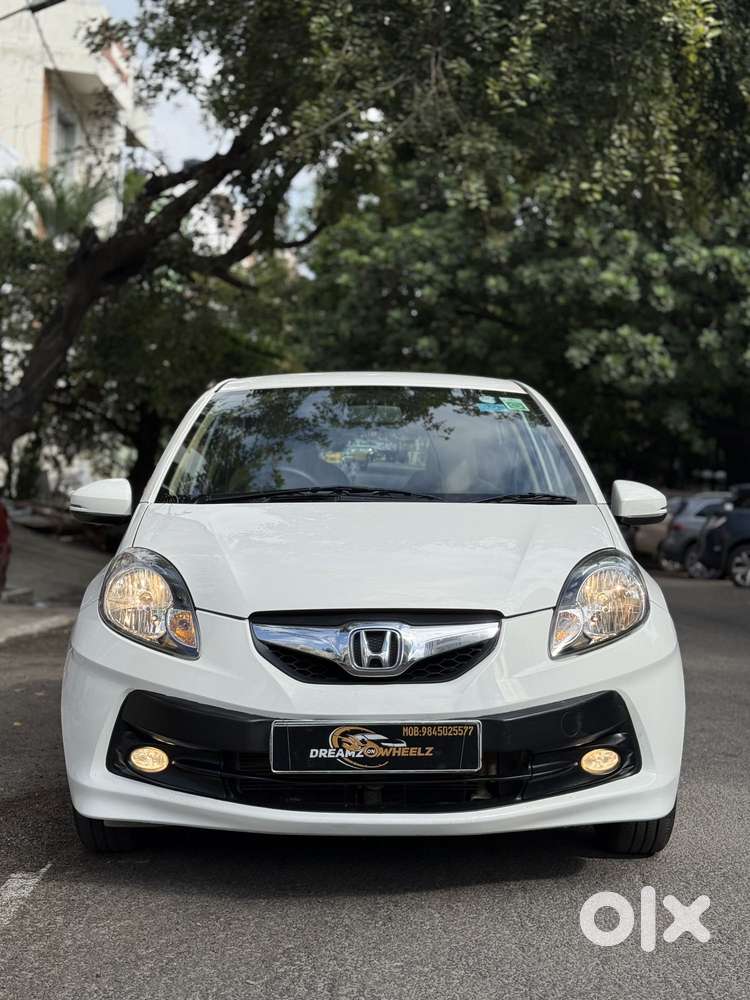 Honda Brio 2013-2016 Vx At, 2016, Petrol