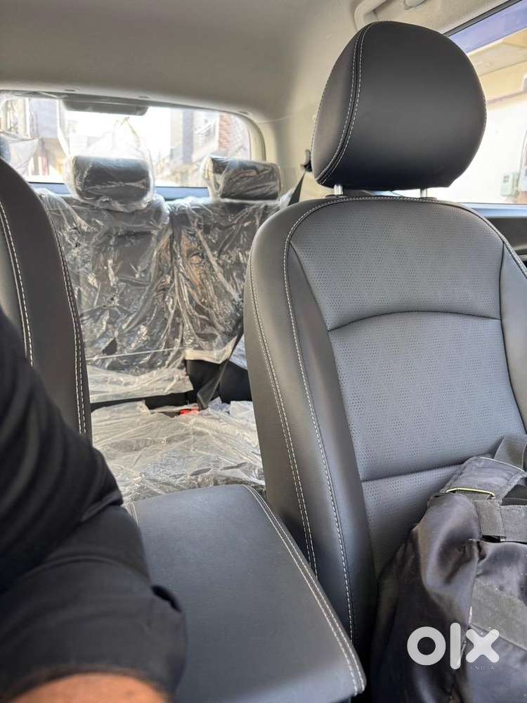 Mahindra Xuv 3xo 2025 Petrol Well Maintained