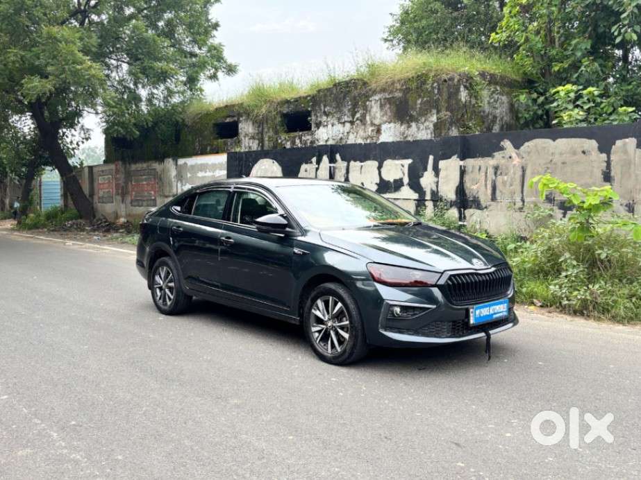 Skoda Slavia 1.0 Tsi Style, 2023, Petrol