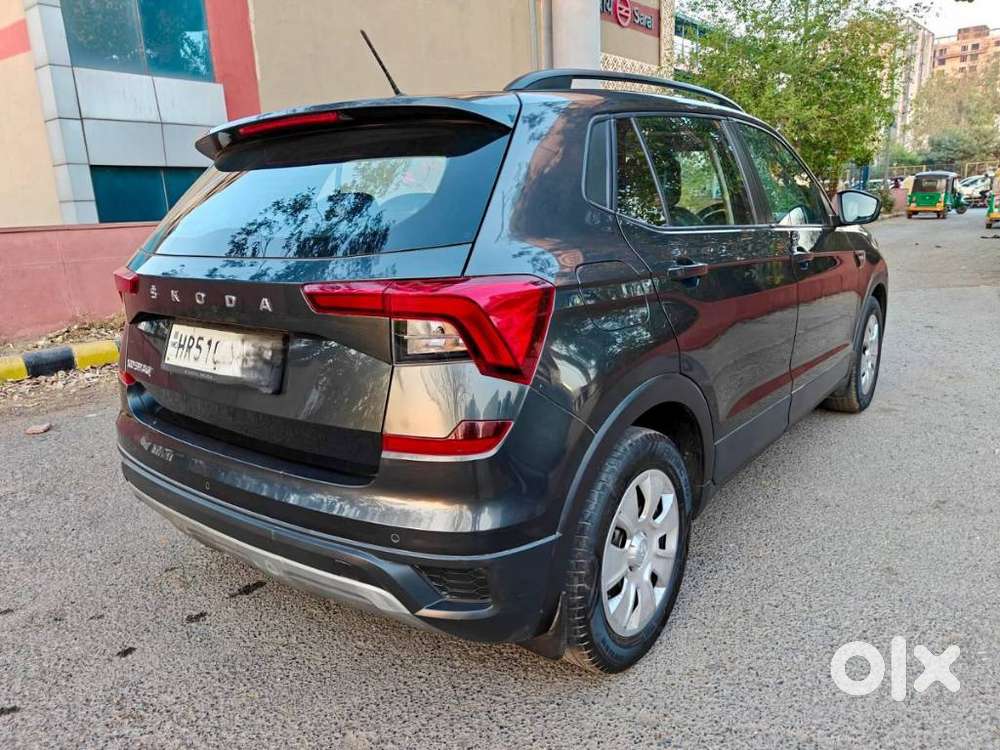 Skoda Kushaq 1.0 Tsi Active, 2022, Petrol