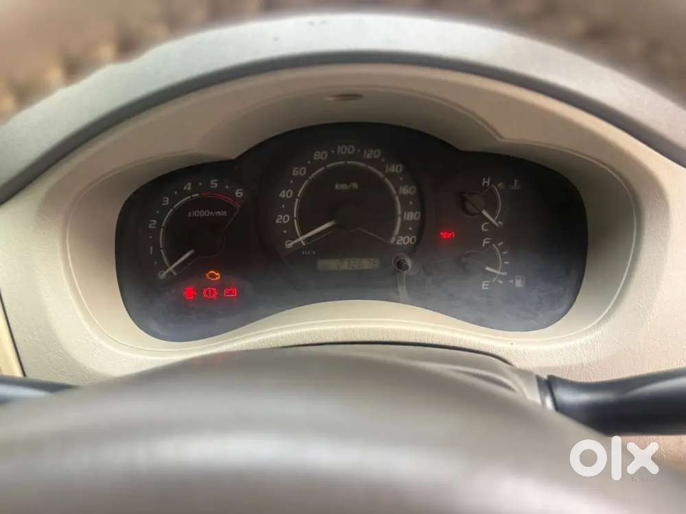 Toyota Innova 2012