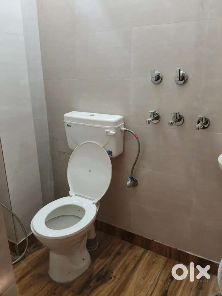 1st Floor House for Rent &ndash; ₹6,500 | For office