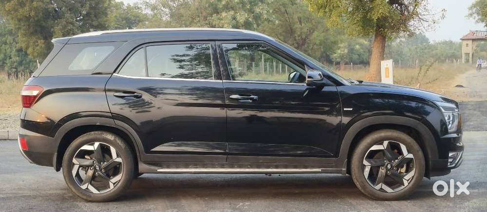 Hyundai Alcazar 2.0 Signature (o) Petrol At 7 Str, 2023, Petrol