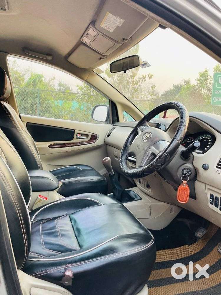 Toyota Innova 2.5 V 7 Str, 2015, Diesel