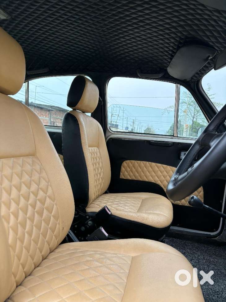 Ambassador, 2004, Petrol