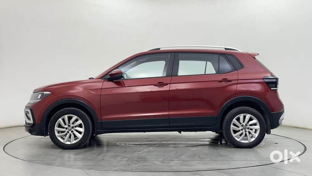 Volkswagen Taigun 1.0 Tsi Highline At, 2022, Petrol