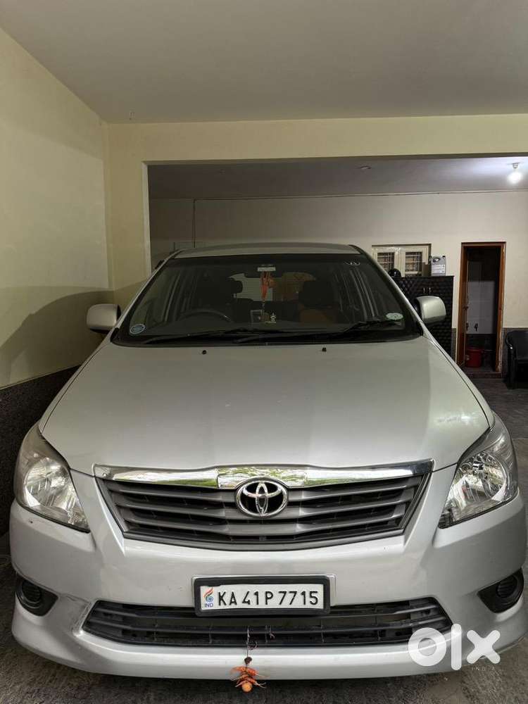 Toyota Innova 2012 Diesel Well Maintained