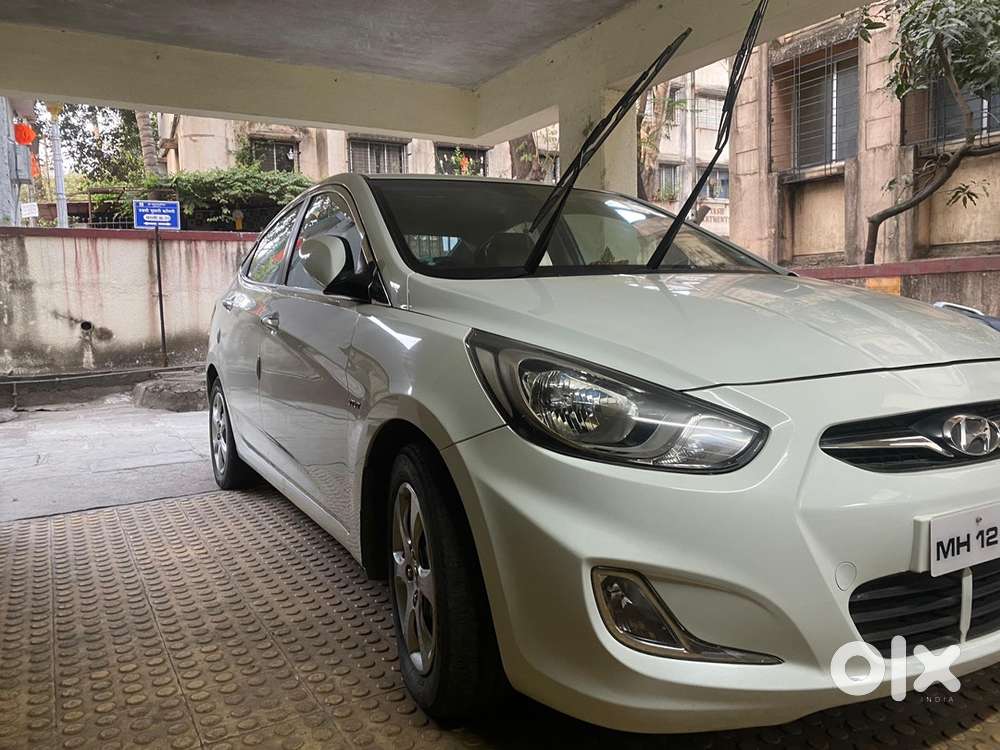 Hyundai Verna Petrol 2011 Year