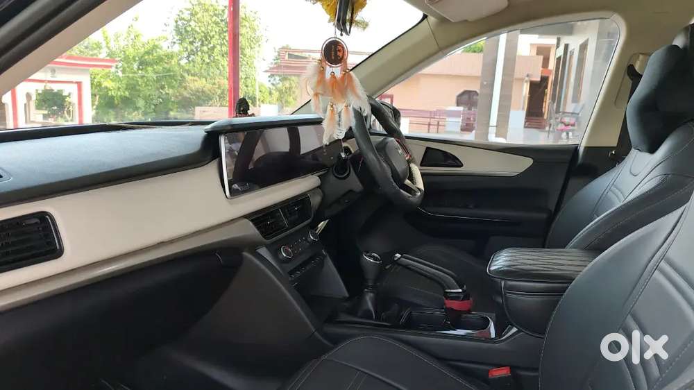 Mahindra Xuv700 2022 With Vip No