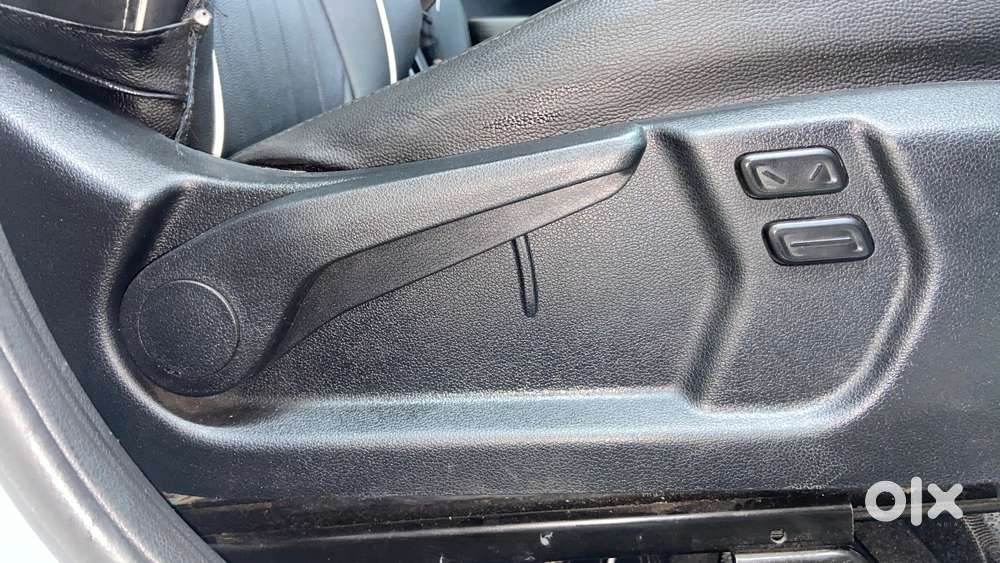 Hyundai Venue 1.0 Sx (o) Turbo Dct, 2022, Petrol