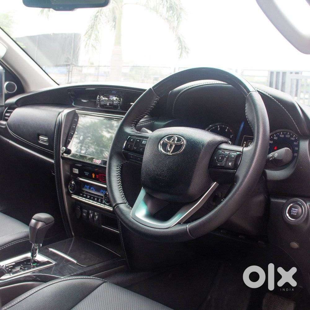 Toyota Fortuner 4x2 At 2.8 Diesel, 2022, Diesel