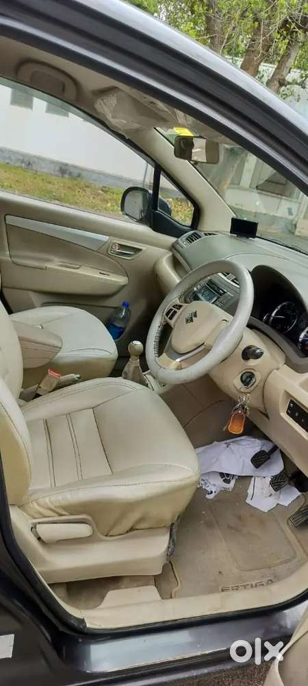 Maruthi Suzuki Ertiga Vdi ( Airforce Person Used)