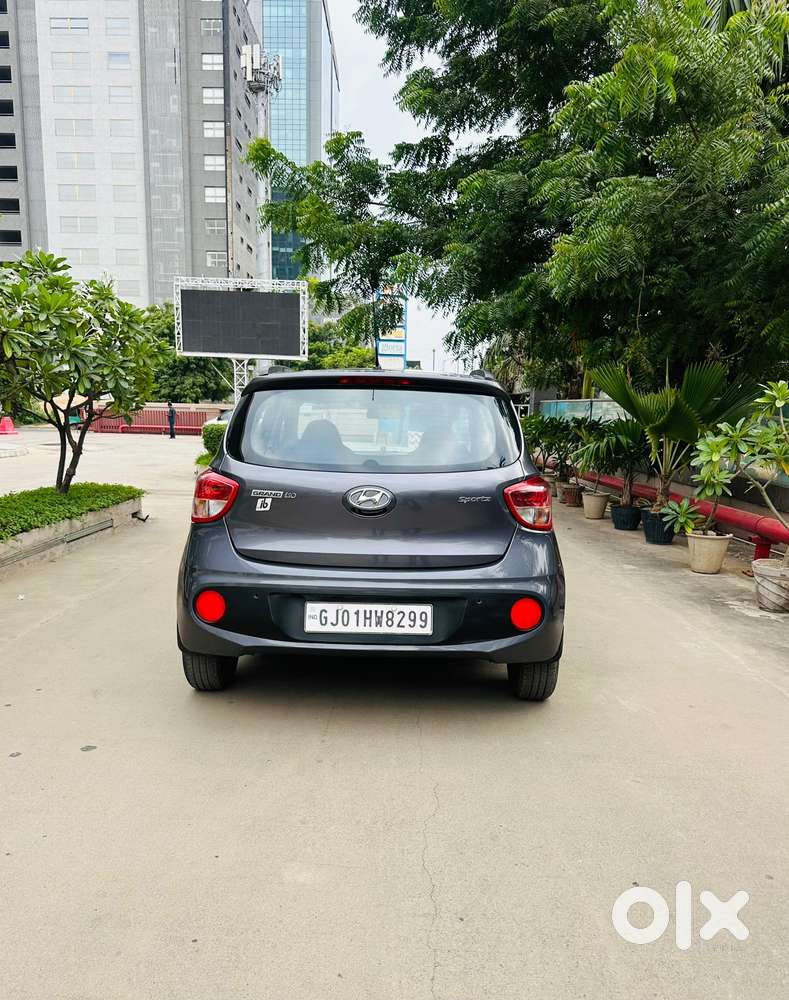 Hyundai Grand I10 Sportz (o) 1.2 At Vtvt, 2018, Petrol