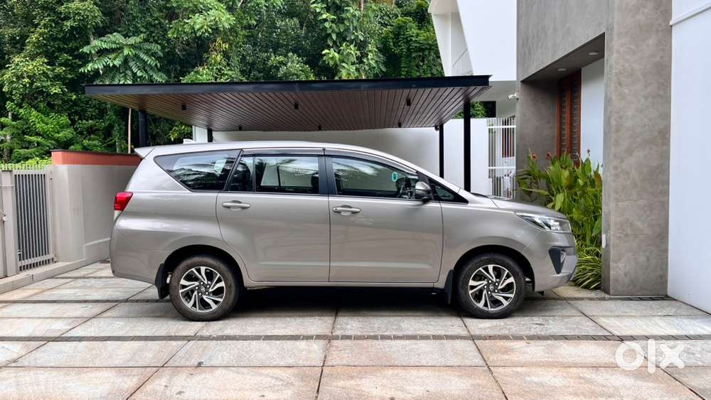 Toyota Innova Crysta 2022 Diesel Manual