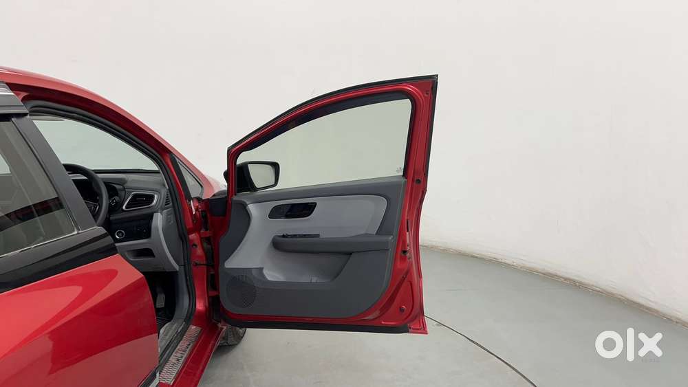 Tata Altroz 1.2 Xt, 2020, Petrol