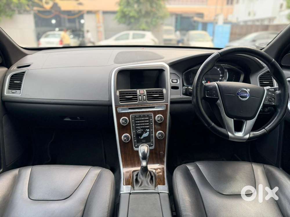 Volvo Xc60 D5 Awd Automatic, 2016, Diesel