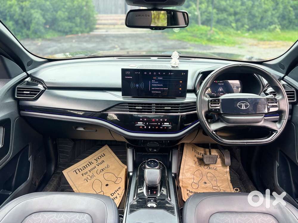 Tata Safari Accomplished Plus Dark Edition, 2024, Diesel