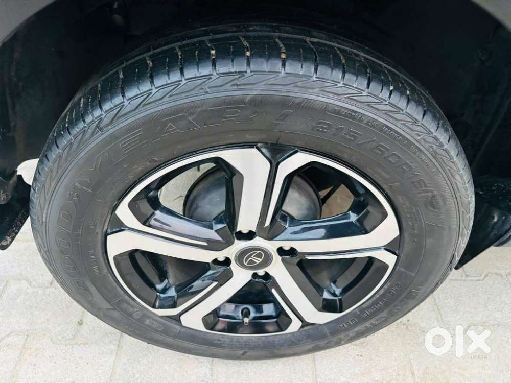 Tata Nexon 1.2 Revotron Xza Plus, 2022, Petrol