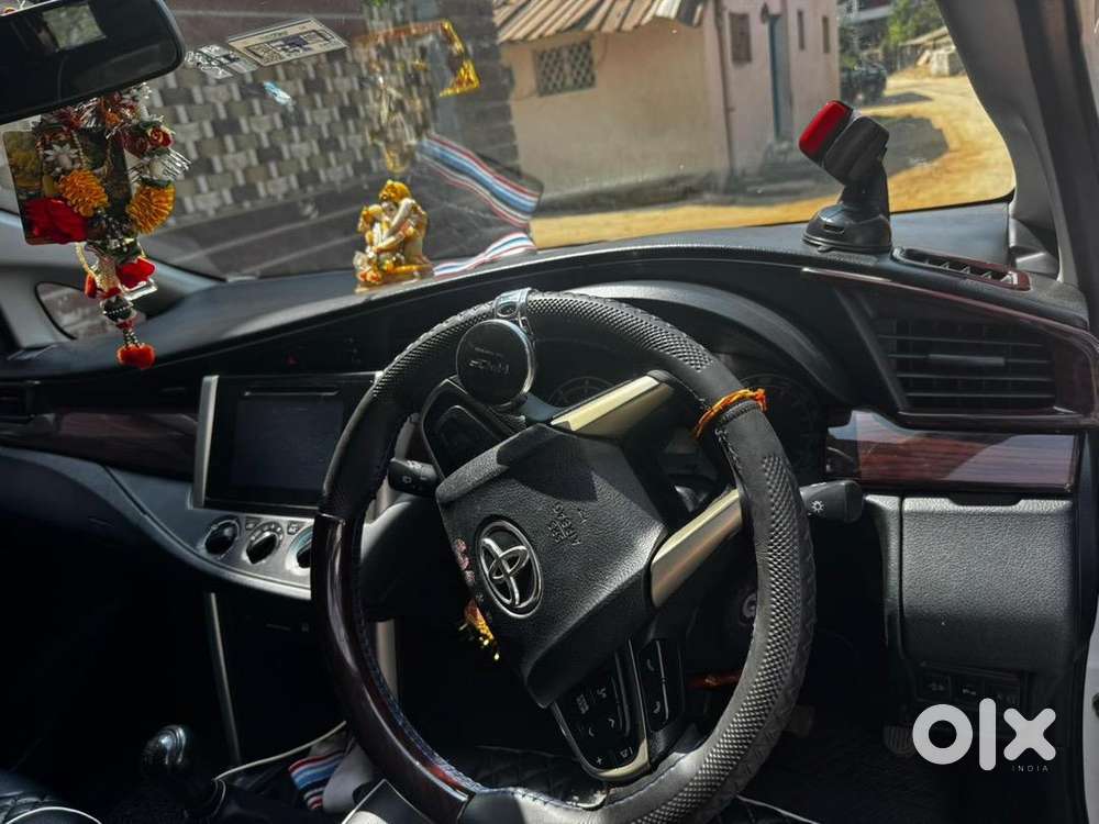 Toyota Innova Crysta 2020 Diesel Well Maintained