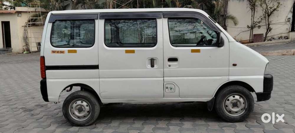 Maruti Suzuki Eeco Smiles 5 Seater Ac, 2015, Petrol