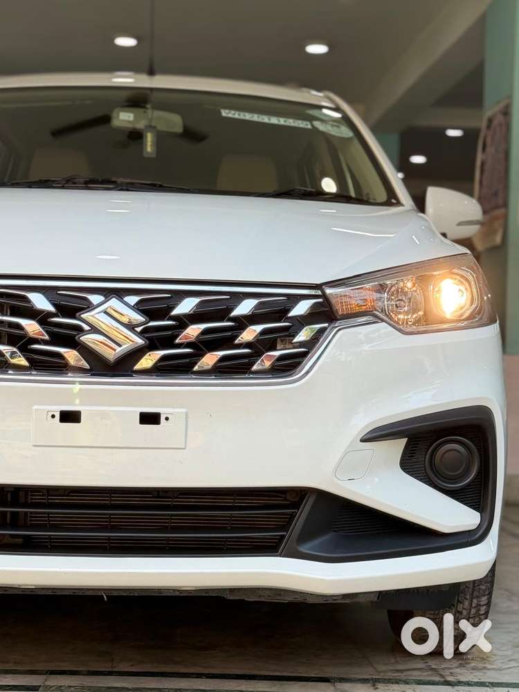 Maruti Suzuki Ertiga Vxi (o) Cng, 2025, Petrol