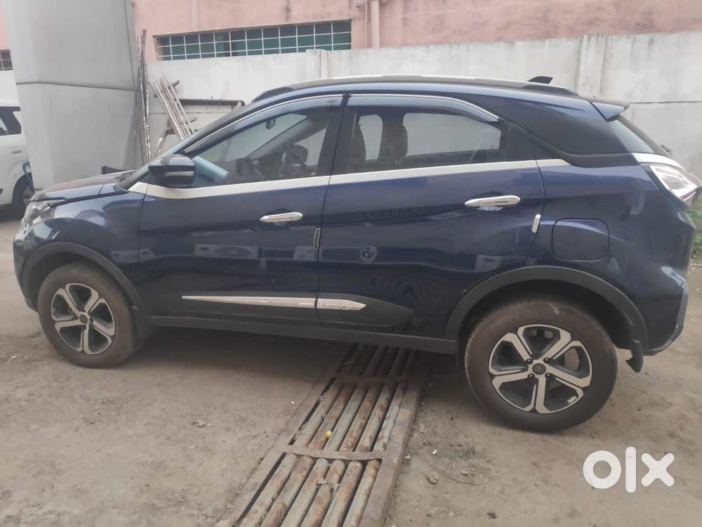 Tata Nexon 1.2 Revotron Xza Plus (o) Amt, 2023, Petrol